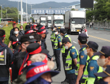 부품 하나로 멈춘 車공장…화물연대 파업 여파