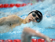 아쉽다 0.1초…황선우, 세계선수권 자유형 100m 예선 탈락