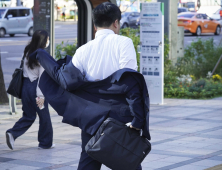 아침기온 '뚝' 쌀쌀한 출근길