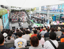 안동국제탈춤페스티벌 축제장 ‘인산인해’…흥행 이어가