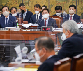 국회에서 열린 문화체육관광위원회 국정감사