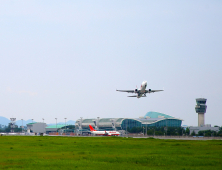 무안공항, 4개월여만 국제선 ‘이륙’