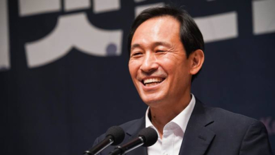 우상호 “국민 통합 위해 MB·김경수 사면 검토할 때”