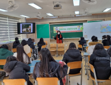 양산시, 성인문해학습자 요리책 발간으로 학습효과 북돋는다 