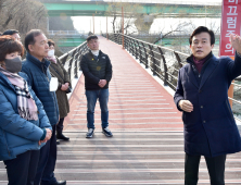 조규일 시장, 희망교 연결로 개설 내동역 폐역사 공원 조성 현장점검 나서 [서부경남]