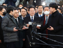 이재명 12시간 만에 귀가… “檢, 답 정해져…법정서 진실 가려질 것”