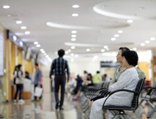 한국원자력의학원 직원들, 21년 째 환우 치료비 기부