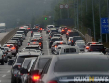 점점 풀리는 귀경길...부산→서울 4시간 40분