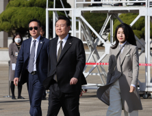 尹 대통령, 일본으로 출국...기시다 총리와 정상회담