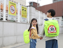 선물 나누고 안전 챙기고…‘5월의 산타’ 된 재계