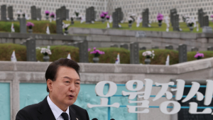 5·18 광주 간 전·현직 대통령…여야 집결