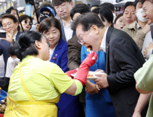 여야 정치권, 부산 집결…후쿠시마 공세·방어