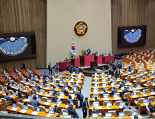 “이태원특별법, 졸속 안돼” 주장에…쏟아진 야유·고성 [쿡 정치영상]