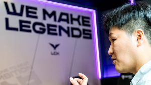  ‘너도 페이커 카드 모을래?’ LCK 레전더리스, 새로운 수익원 될까
