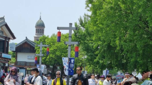 전주한옥마을, 올 상반기 813만여명 방문...세계적 관광지 반열에  