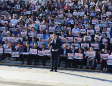 민주당 전북도당, 국회로 상경 ‘윤석열정권 새만금 예산 삭감’ 강력 비판