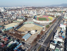 전주시민회, “종합경기장 개발사업 변경계획 롯데쇼핑만 이익” 