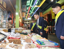 김관영 도지사, “한가위 장보기는 전통시장 찾아주길” 시장 상인 응원