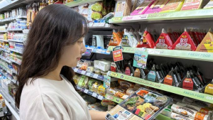 “추석 느낌나는 간편식” 명절 연휴 혼밥족, ‘편의점’ 찾는 이유