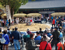 스님들의 산중장터 ‘팔공산 승시 축제’ 열려 