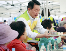 대전 서구 자원봉사센터, 어르신들께 무료급식 제공