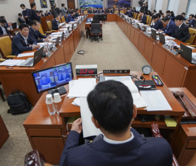 국토위, 한국철도공사 등에 대한 국정감사 열려