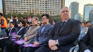 ‘이태원 특별법’ 한목소리…소통 잃어버린 정치권