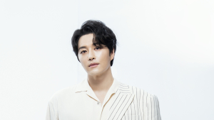 민우혁 “눈물을 참고 있어요”