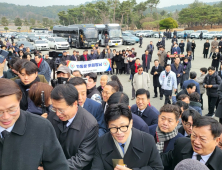 한동훈 방문에 與 지지자 ‘열광’…“승리의 대전” [쿡 정치포토]