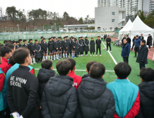 이병선 속초시장, 동계 전지훈련 선수단 격려