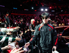 2024 LCK 스프링 개막전…각 팀 유쾌한 퍼포먼스