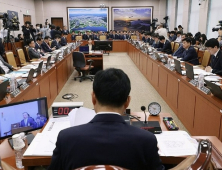 ‘실거주 의무 3년 유예’ 국토위 통과 