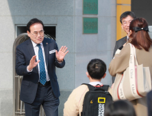 서거석 전북교육감, 초등학교 신입생 입학 축하