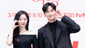 처가살이 김수현·재벌 3세 김지원의 이혼 로맨스, ‘눈물의 여왕’