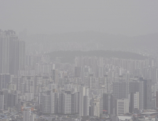 [날씨] 전국 곳곳 미세먼지 '나쁨'…큰 일교차 주의
