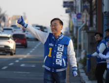 김윤덕 후보, 막바지 선거운동 거리유세 총력전  