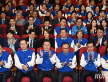 출구조사 범야권 200석 가능성에…“尹 정부 민심 경고”