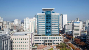 보건당국, 신종 변이까지 아직 끝나지 않은 '코로나19' 추가 접종 필요해
