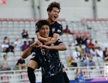 U23축구팀, 중국에 2대0 승리 8강 확정...수비 불안에 올림픽행 험난 