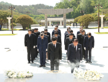 “김동연 지사 대권 놀음 언제까지...”