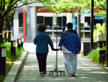 “암 전이돼도 진료 거절”…의정갈등에 쌓여가는 환자 피해