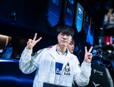 ‘테디 하드캐리’ DRX, ‘동부권 경쟁팀’ BNK 2-0 완파 [LCK]