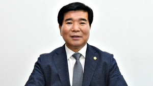 남원시의회, 9대 후반기 의장에 김영태 의원 선출