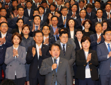 민주, 尹 거부한 전세사기법 등 7개 당론 채택