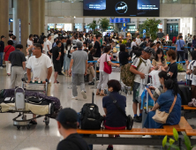 '7말8초' 여행객들로 붐비는 인천공항 [쿠키포토]