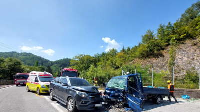 영월군 남면서 트럭·승용차 충돌…2명 심정지 이송