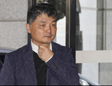 ‘카카오’ 김범수 위원장, 첫 재판 열린다…SM 시세조종 가담여부 쟁점