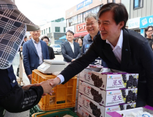 조국, 대선 출마 질의에 “이재명 대표보다 능력 부족해”