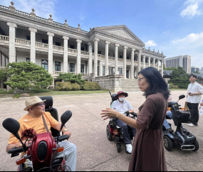 ‘석조전이 이런 곳이구나’ 덕수궁관리소, 장애인들 초청 관람