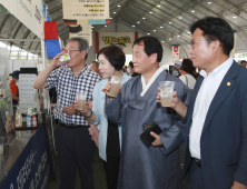 안동시의회, 탈춤축제장 찾아 행사 전반 점검